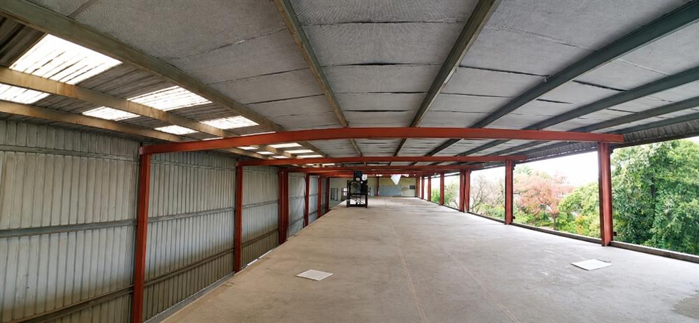 Factory Mezzanine Floor & Deck Framing