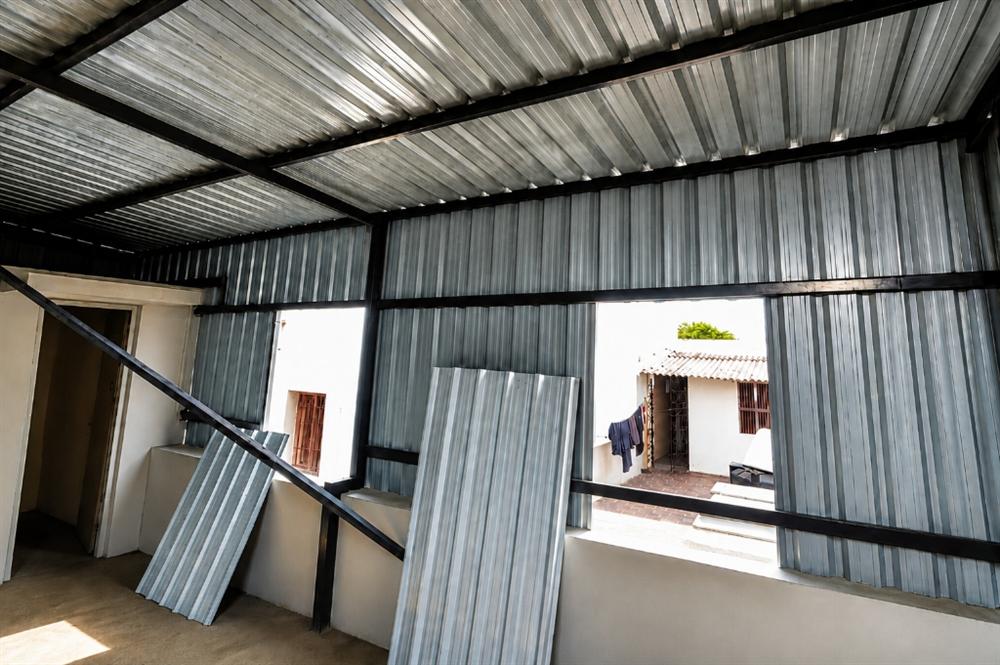 Rooftop Extension & Profile Sheet Enclosure